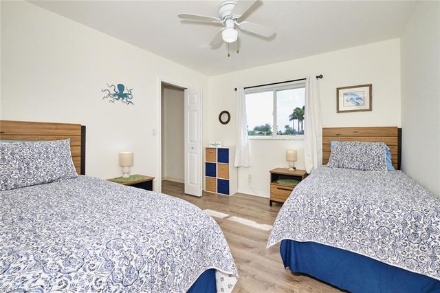 2201 SE 5th AVE, Cape Coral, FL 33990