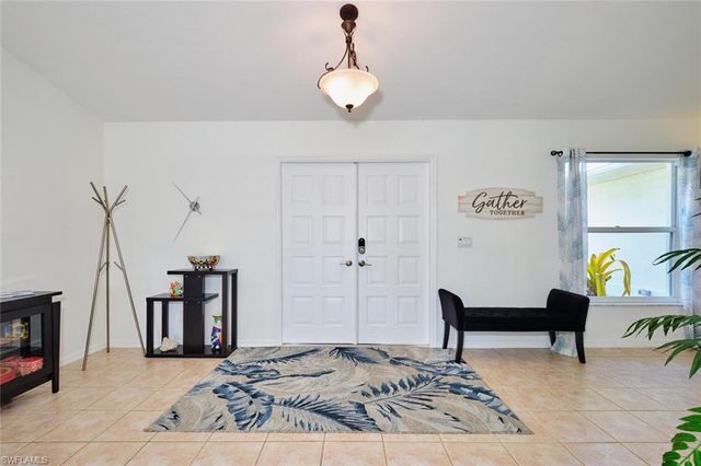 2201 SE 5th AVE, Cape Coral, FL 33990