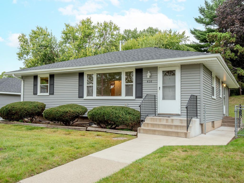 416 21st Avenue S, South Saint Paul, MN 55075 — photo 2