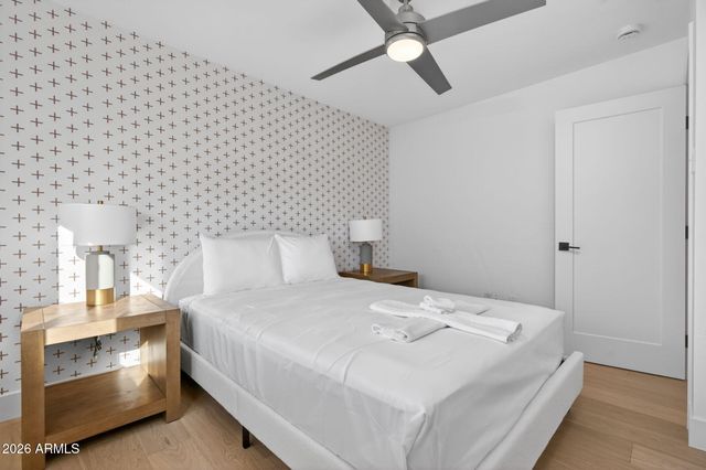 4842 E FAIRMOUNT Avenue, Phoenix, AZ 85018