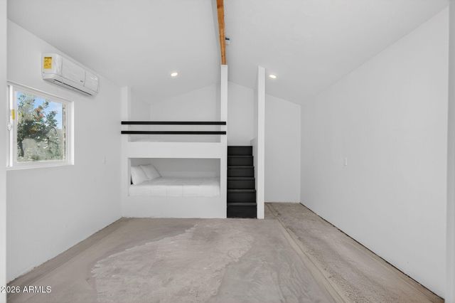 4842 E FAIRMOUNT Avenue, Phoenix, AZ 85018