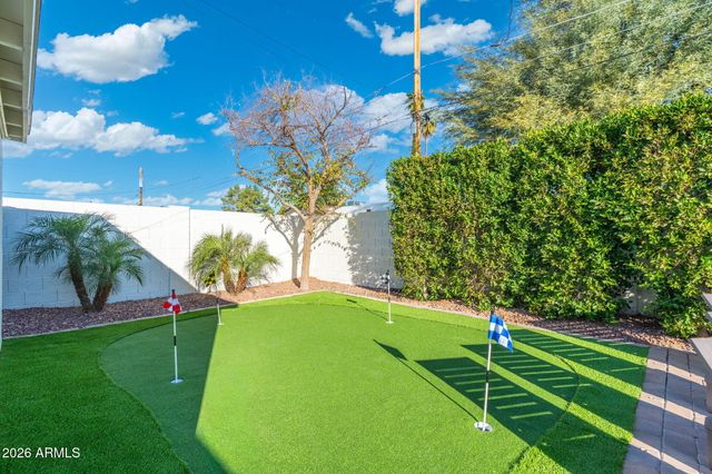 4842 E FAIRMOUNT Avenue, Phoenix, AZ 85018