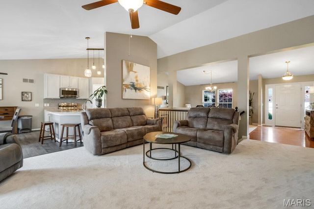 8110 Glen Arbor Drive, Lake St Louis, MO 63367