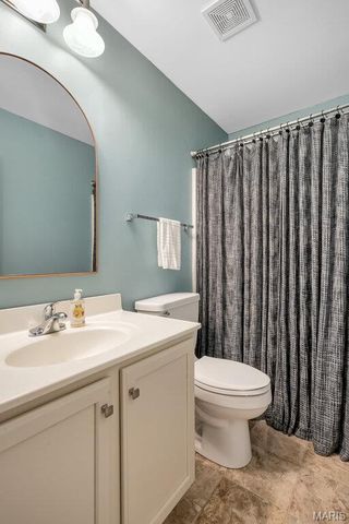 8110 Glen Arbor Drive, Lake St Louis, MO 63367
