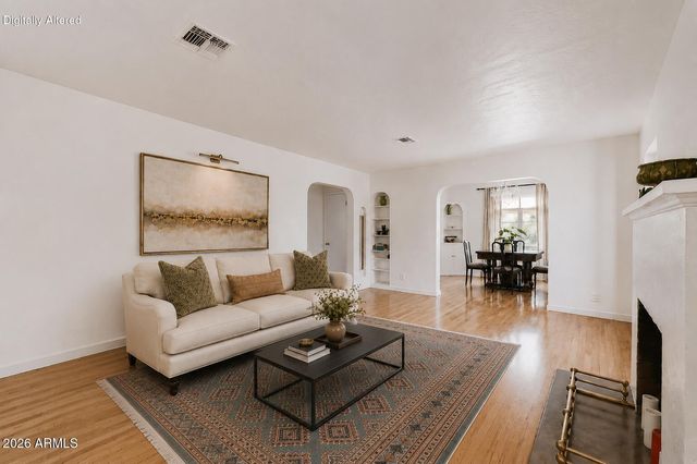 1624 W LEWIS Avenue, Phoenix, AZ 85007