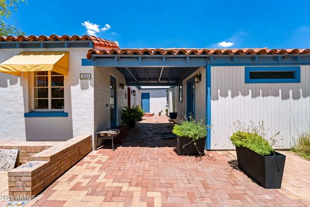 1624 W LEWIS Avenue, Phoenix, AZ 85007