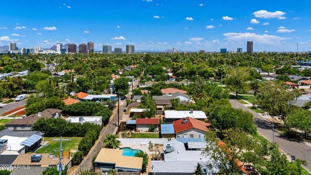 1624 W LEWIS Avenue, Phoenix, AZ 85007