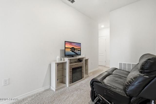 60 Bella Lago Circle, Port Orange, FL 32129