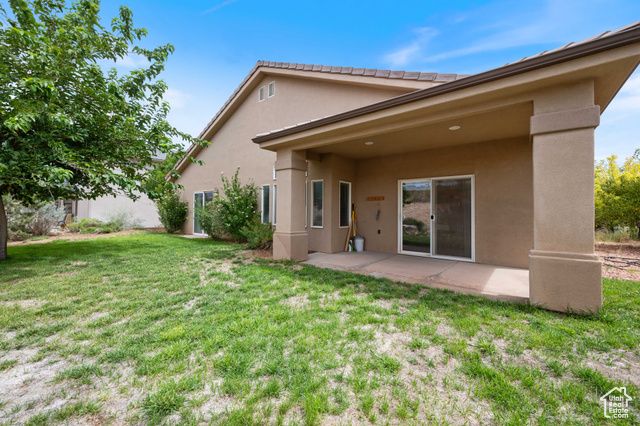 1008 S MULBERRY DR, Toquerville, UT 84774