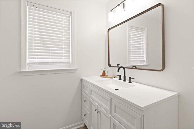 35515 WILDERNESS SHORES WAY, Locust Grove, VA 22508