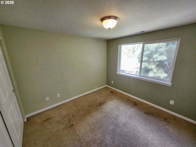 2131 BABBITT Ct, Forest Grove, OR 97116
