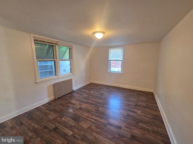 421 E 9TH ST, Wilmington, DE 19801