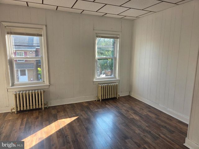 421 E 9TH ST, Wilmington, DE 19801
