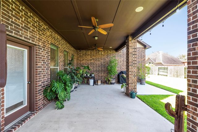 19819 Taylor Cove Court, Cypress, TX 77433