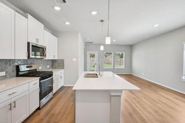 403 Sunrise Ranch Drive, Montgomery, TX 77316