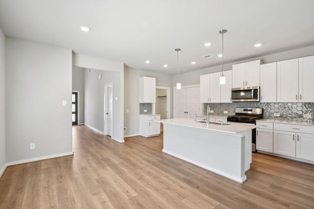 403 Sunrise Ranch Drive, Montgomery, TX 77316