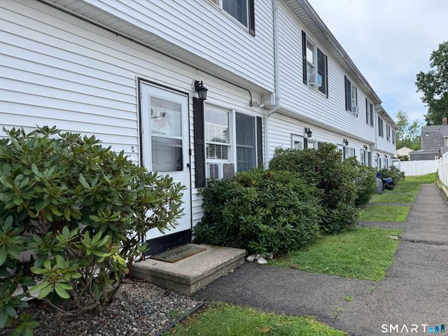 498 Naugatuck Avenue C, Milford, CT 06460