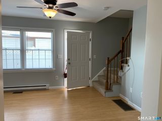 498 Naugatuck Avenue C, Milford, CT 06460