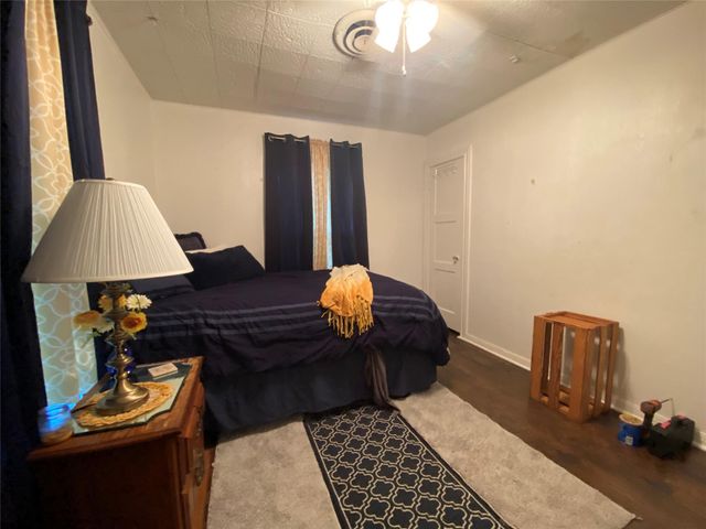 1016 Pecan Street, Huntsville, TX 77320