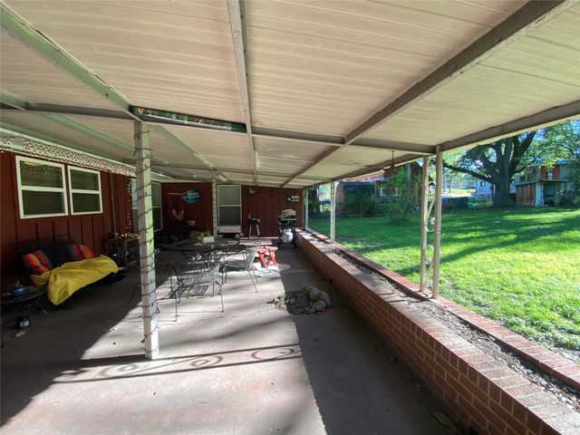 1016 Pecan Street, Huntsville, TX 77320