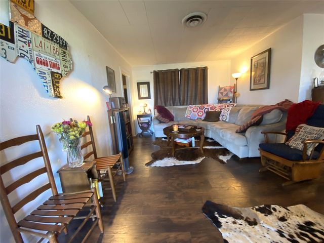 1016 Pecan Street, Huntsville, TX 77320