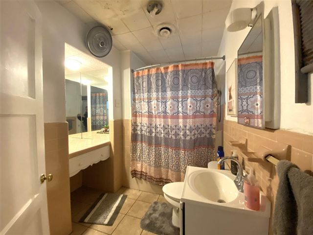 1016 Pecan Street, Huntsville, TX 77320