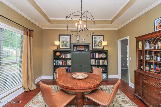 322 Woodlands Drive, Brandon, MS 39047