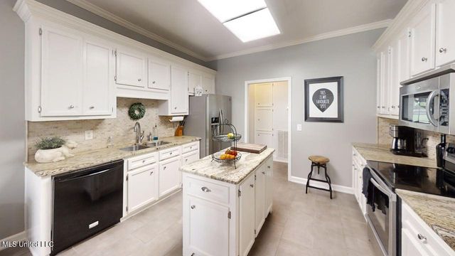 322 Woodlands Drive, Brandon, MS 39047
