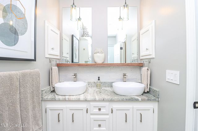 322 Woodlands Drive, Brandon, MS 39047