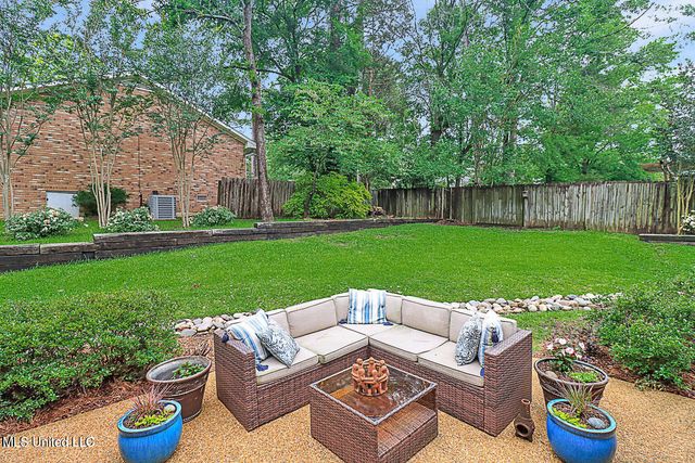 322 Woodlands Drive, Brandon, MS 39047