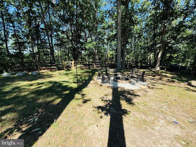 222 MIDSHIPMAN CIR, Stafford, VA 22554