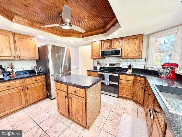 222 MIDSHIPMAN CIR, Stafford, VA 22554