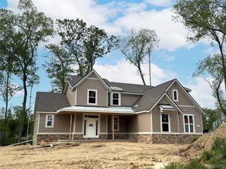 9710 Chalfonte Drive, Green Oak Township, MI 48116