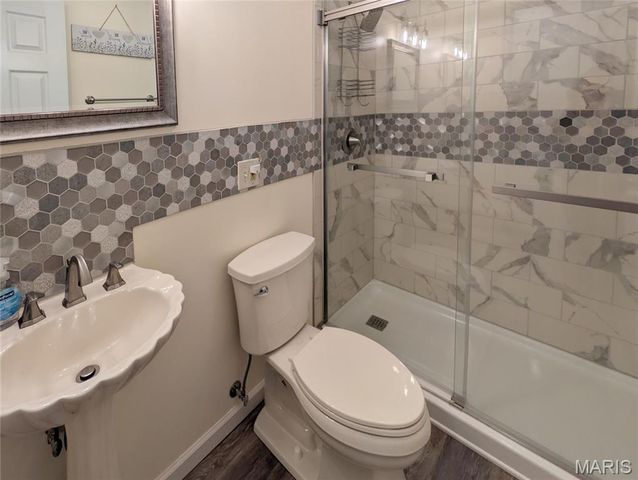 708 Riviera Circle, Edwardsville, IL 62025