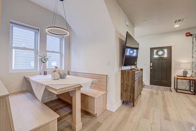 1236 E VILLA WAY, Washington, UT 84780