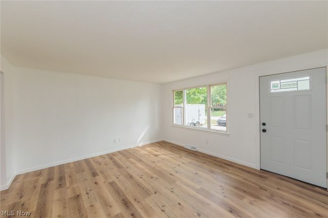 1218 W 44th Street, Lorain, OH 44053
