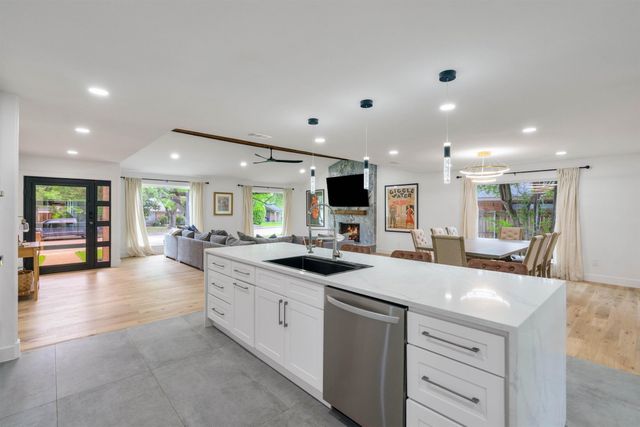 4115 Calculus Drive, Dallas, TX 75244