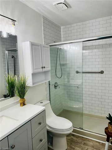21 Park Village Lane A, Greensboro, NC 27455