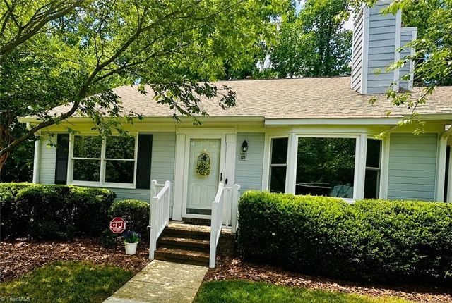 21 Park Village Lane A, Greensboro, NC 27455