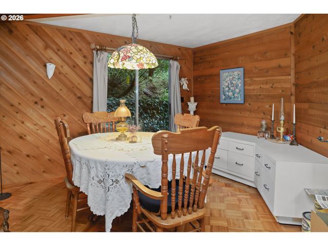 32018 CAMAS SWALE Rd, Creswell, OR 97426