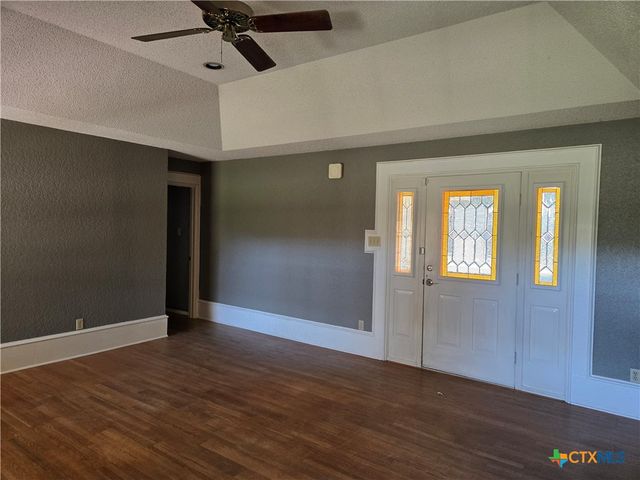 241 Galvin Drive, Seguin, TX 78155