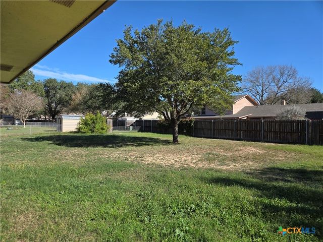 241 Galvin Drive, Seguin, TX 78155
