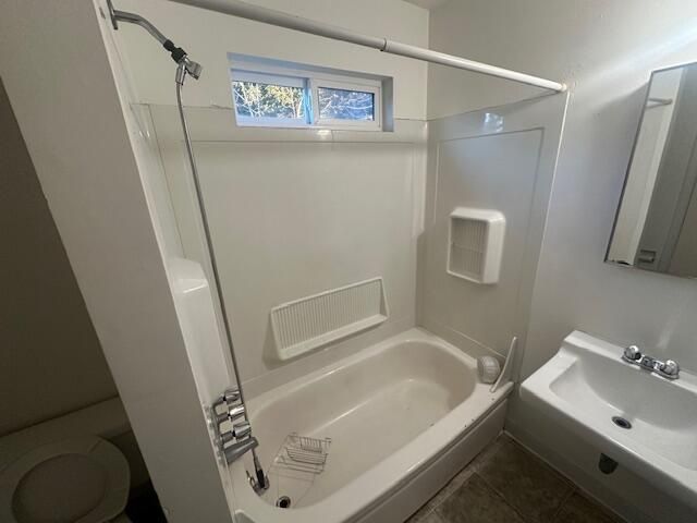 1005 E St Street, Eureka, CA 95501