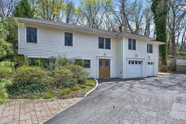 7 Bluebird Lane, Huntington, NY 11743