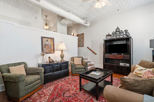 4 Beaufain Street 202, Charleston, SC 29401