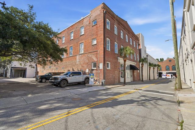 4 Beaufain Street 202, Charleston, SC 29401