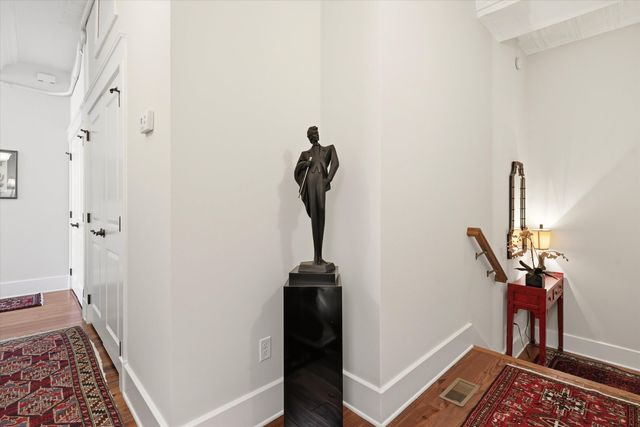 4 Beaufain Street 202, Charleston, SC 29401