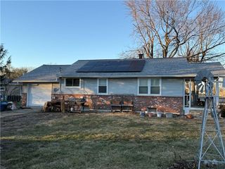 200 SW 7th Street, Oak Grove, MO 64075
