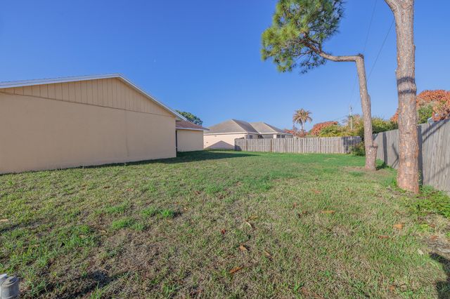 509 SW Fairview Avenue, Port St. Lucie, Port St Lucie, FL 34983