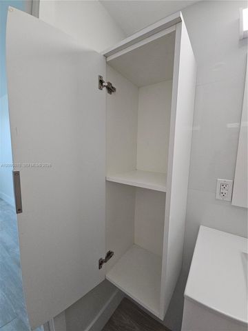 401 Ocean Drive 522, Miami Beach, FL 33139